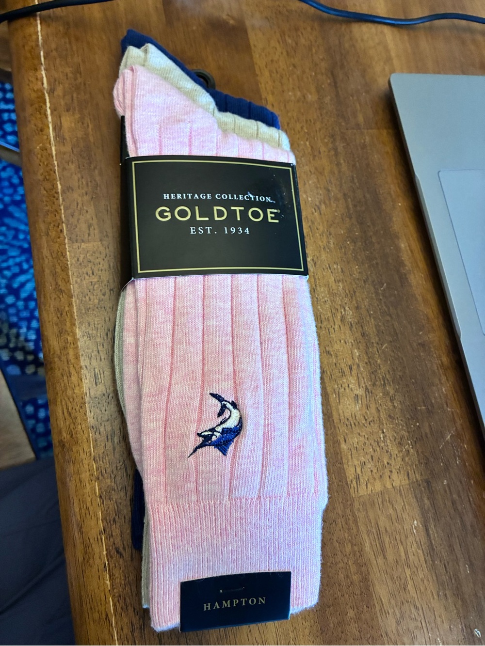 Men’s Gold Toe Hampton Men's Pink Crew Socks - Heritage Collection Sz 6-12.5